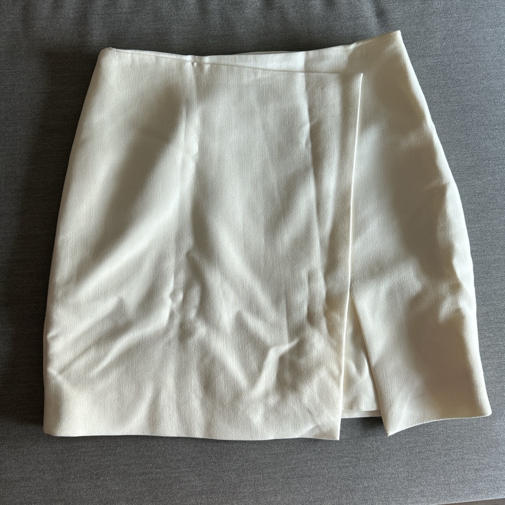 White House Black Market Cream Skirt